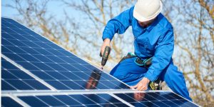 Installation Maintenance Panneaux Solaires Photovoltaïques à Le Poet-Laval